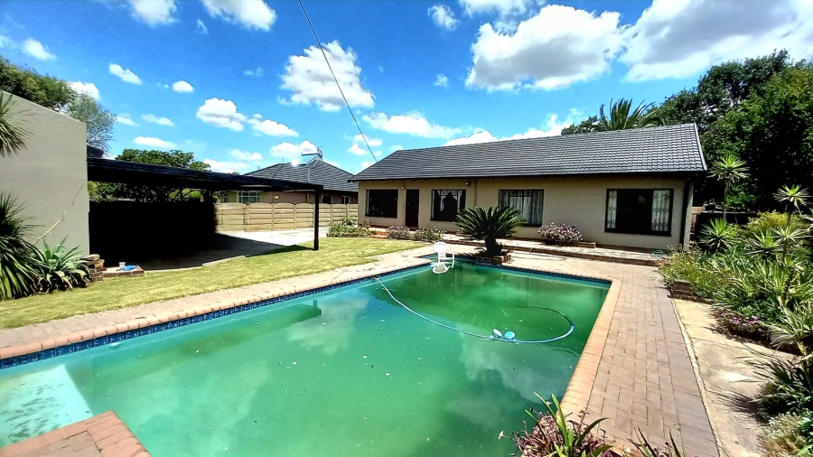 3 Bedroom Property for Sale in Vaalpark Free State